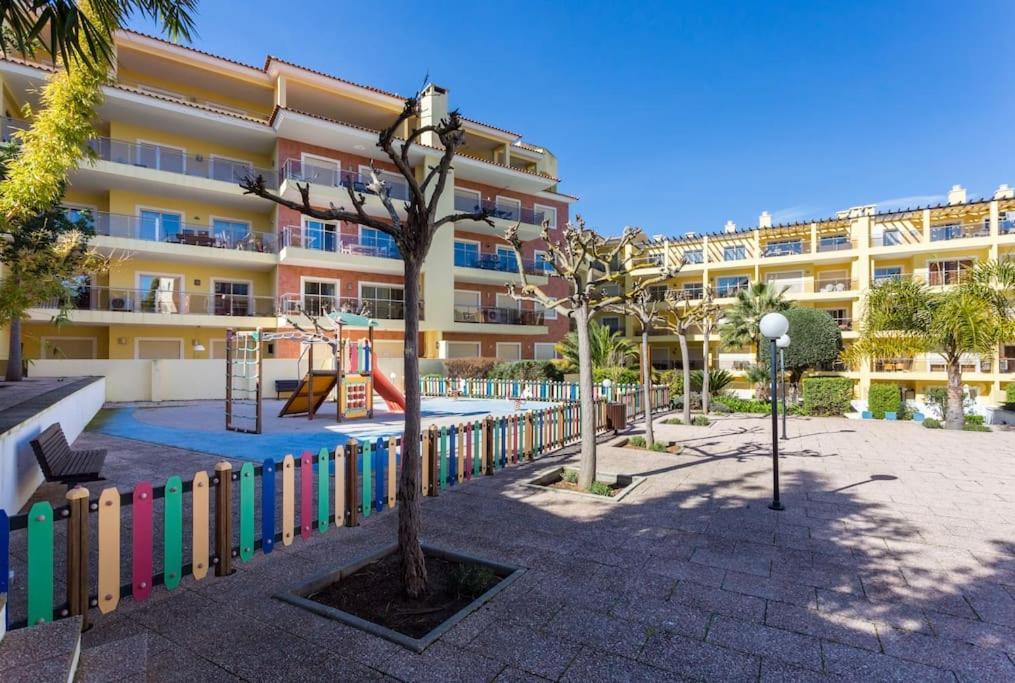 Sea Breeze Lagos Apartment Extérieur photo